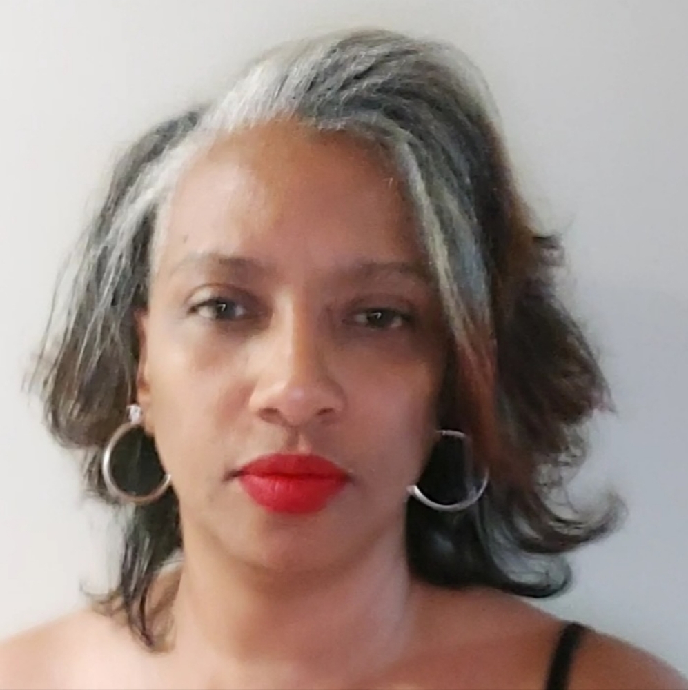 Meet your Posher, @crystalmoving
